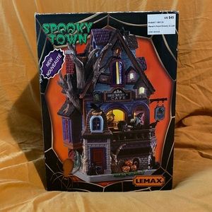 Lemas - Spooky town - Halloween decoration